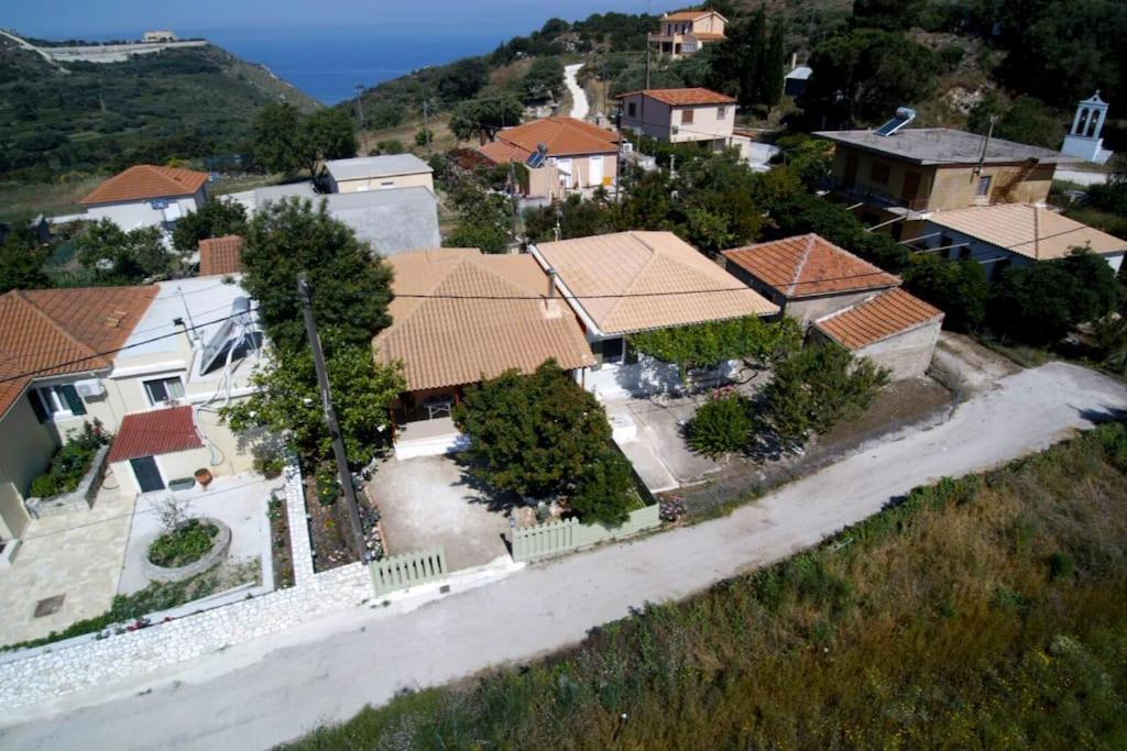 Irini's Traditional Kefalonian House Holiday home *